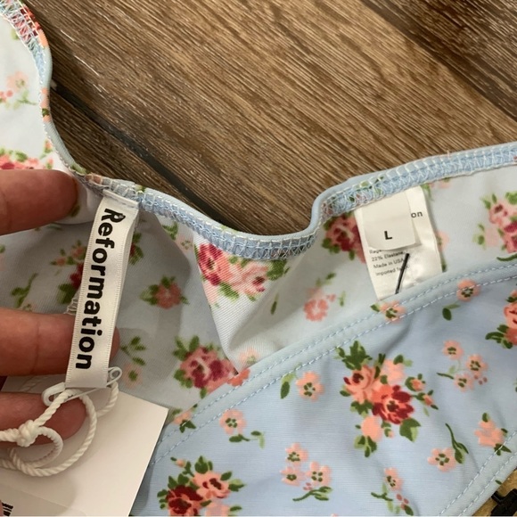 Reformation Womens blue floral Hermosa/ matador petunia bikini set M/L NEW - Picture 3 of 11